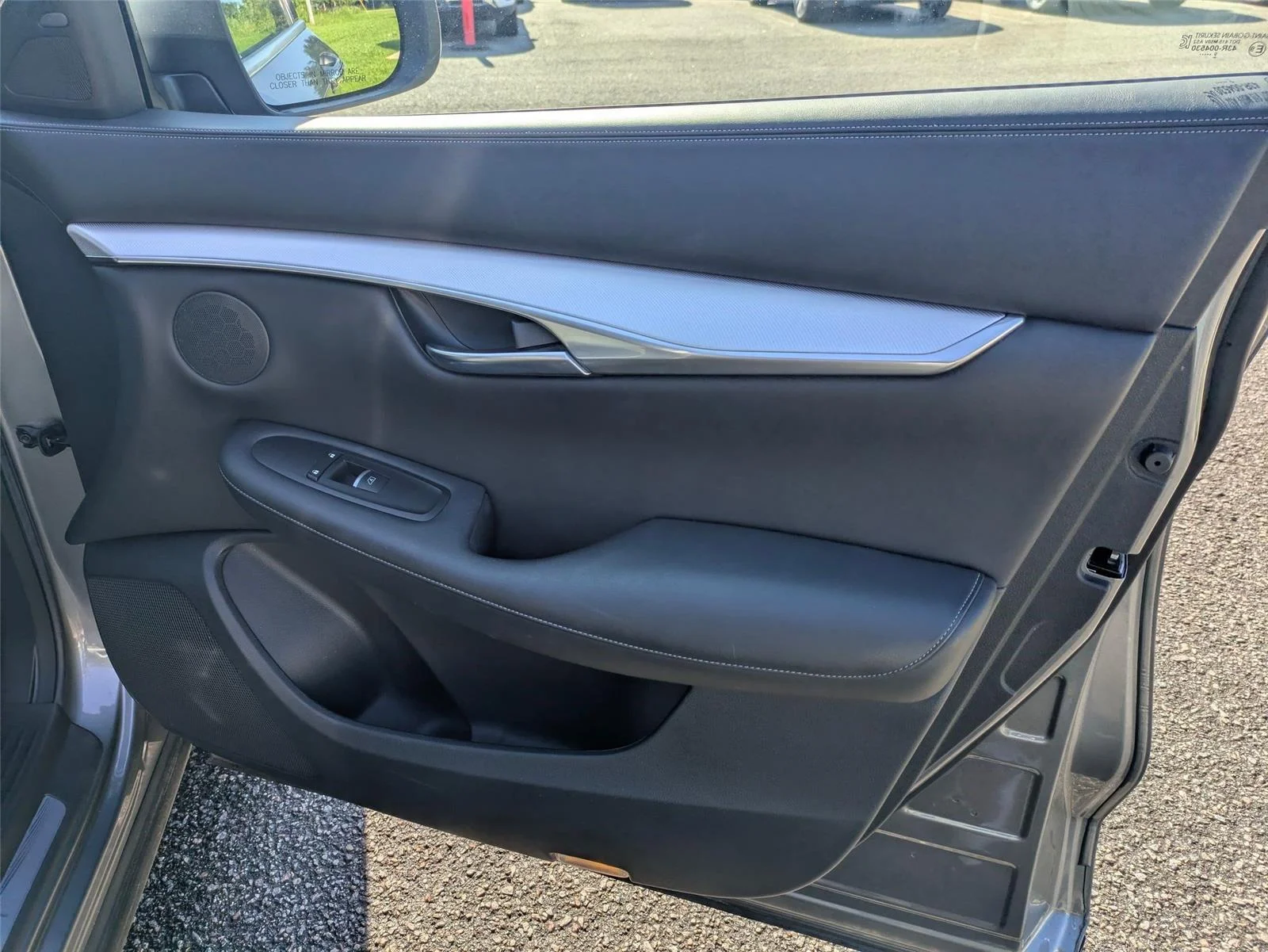 Used 2020  INFINITI LUXE image 29