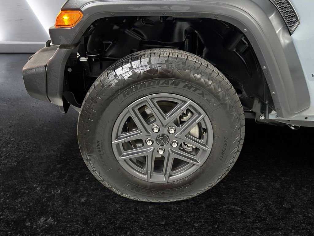 Used 2025 Gray Jeep Sport S image 25