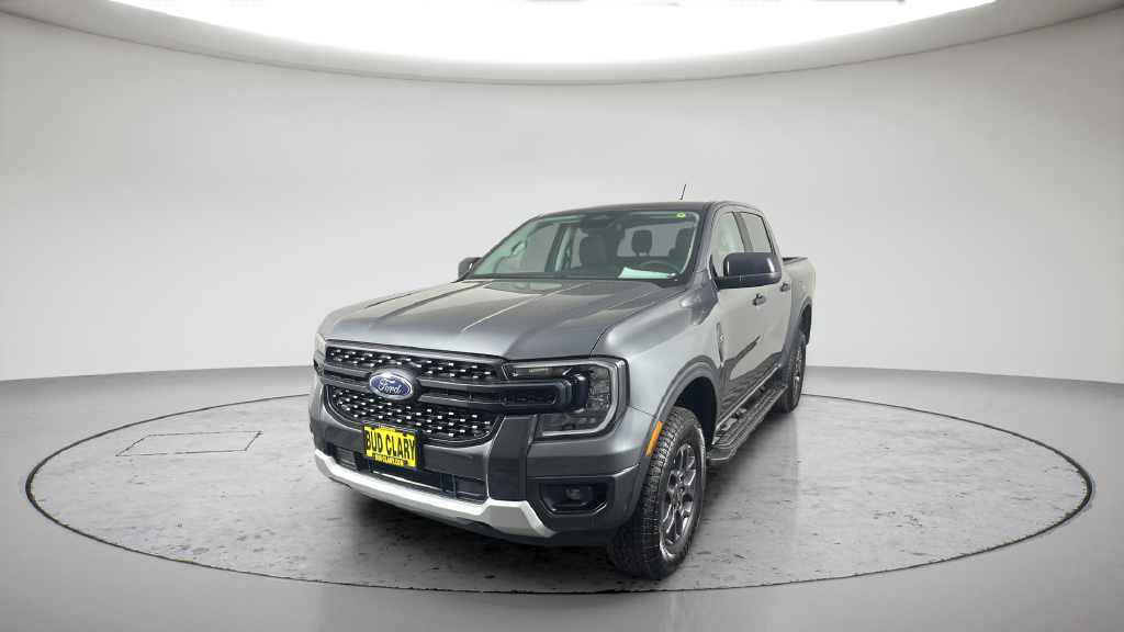 New 2026 Carbonized Gray Metallic Ford XLT image 1