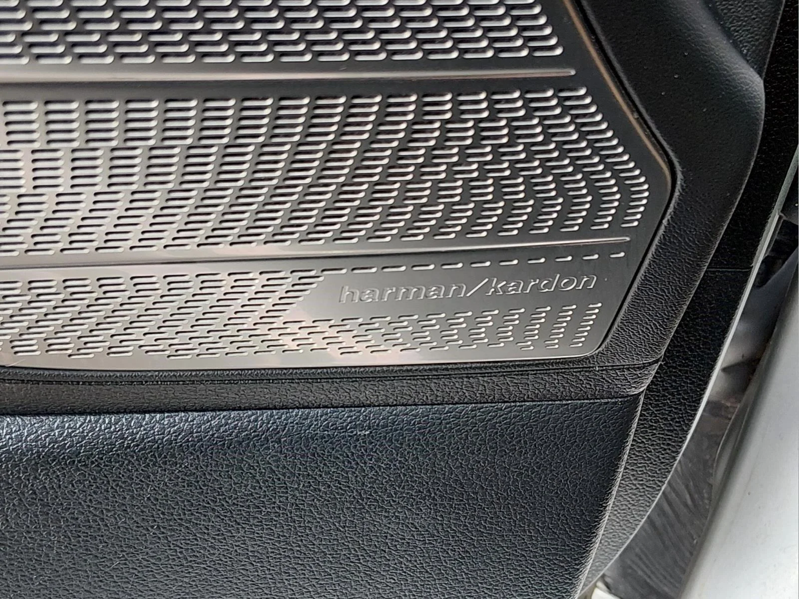Used 2021 Typhoon Silver Hyundai Calligraphy image 23