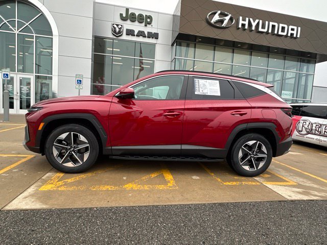 Certified 2025 Hyundai Tucson SEL with VIN 5NMJBCDEXSH543994 for sale in Kansas City