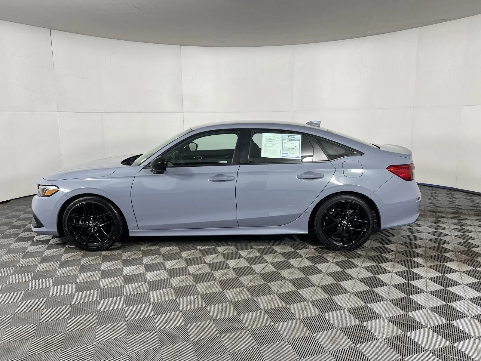 Used 2024 Sonic Gray Pearl Honda Sport image 5