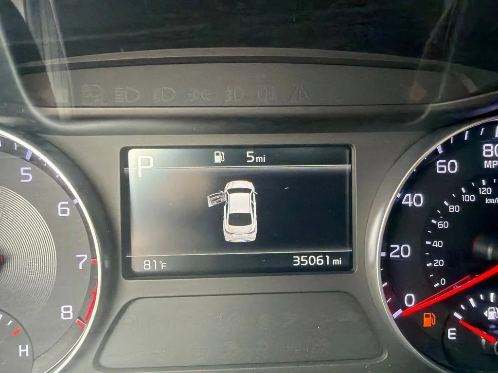 Used 2024 Steel Gray Kia LXS image 19