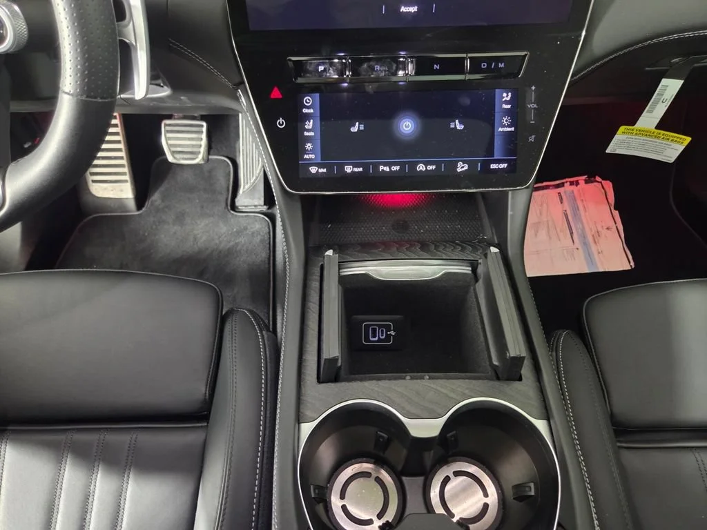 New 2025  Maserati Modena image 12