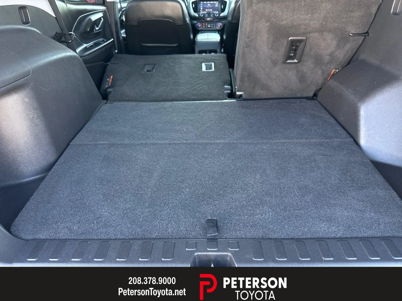 Used 2022 Black GMC SLT image 14