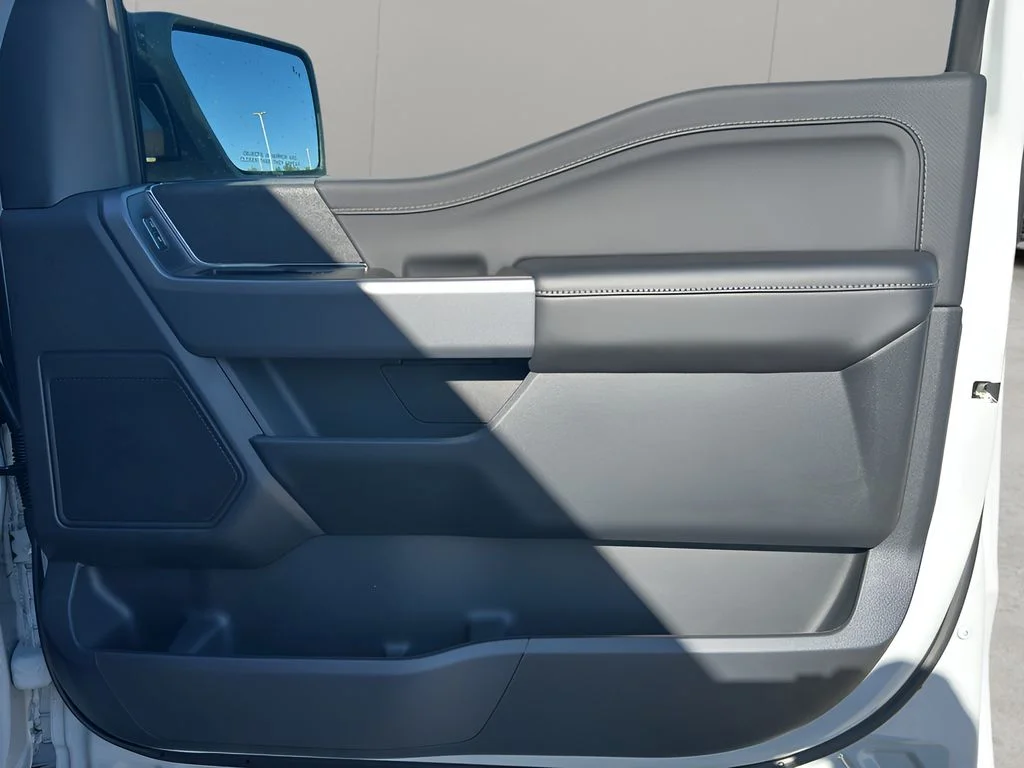 New 2026 Avalanche Ford XLT image 28