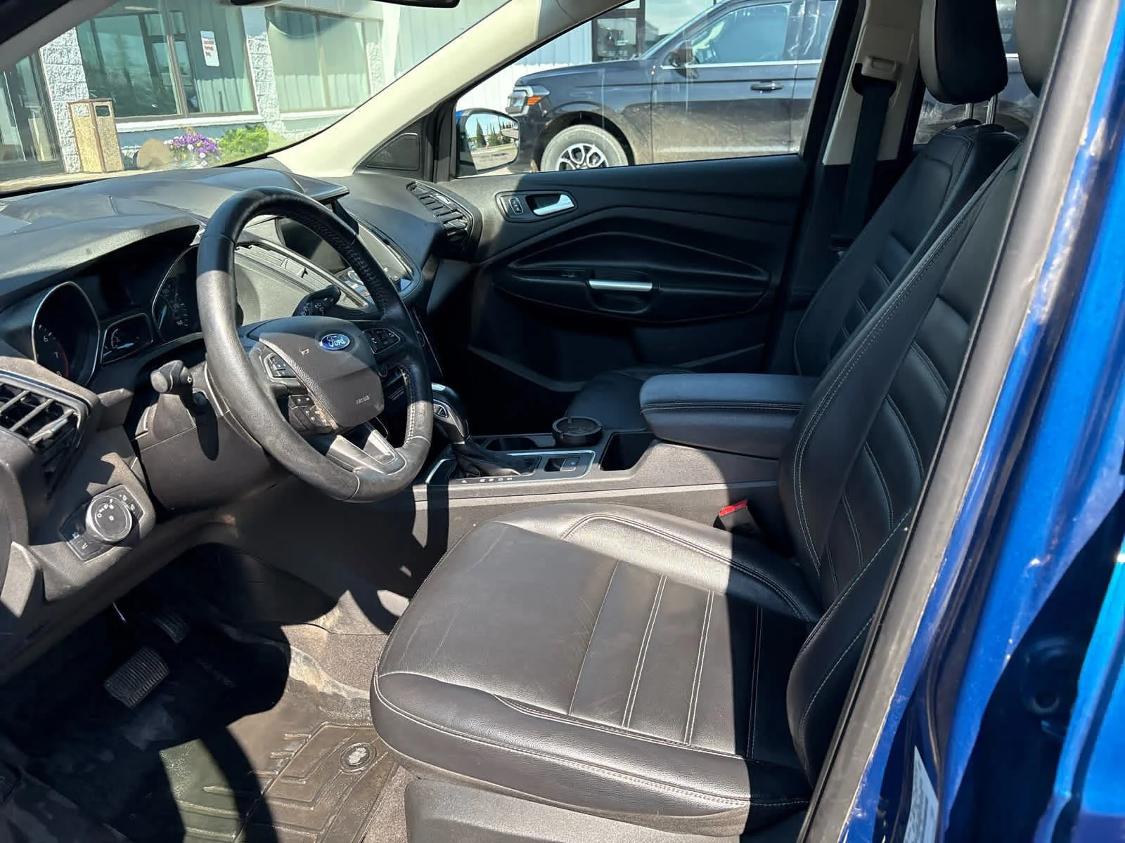 Used 2019 Lightning Blue Metallic Ford Titanium image 9