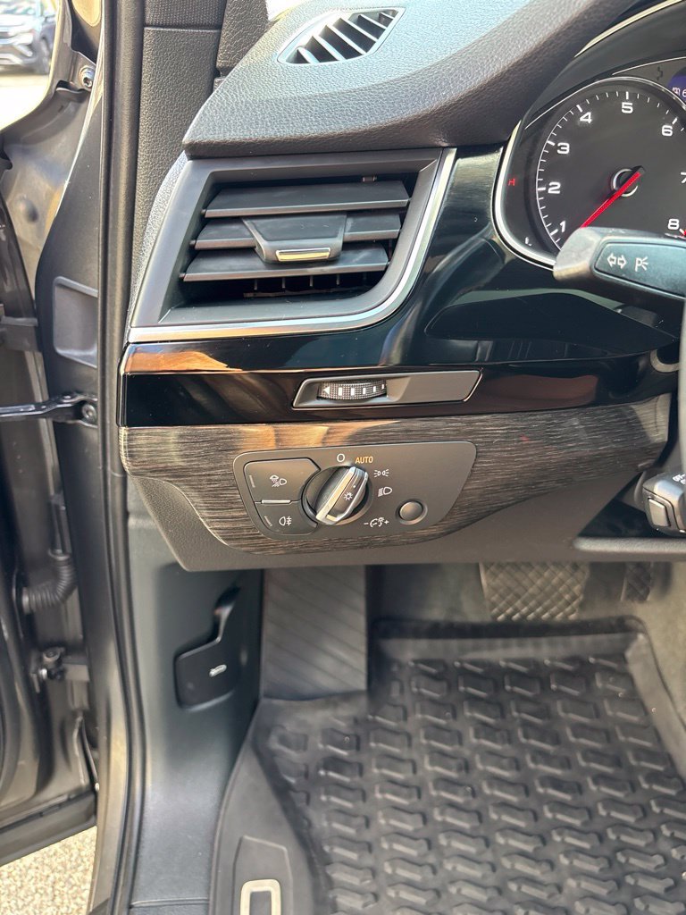 Used 2019 Gray Audi 55 Premium image 10