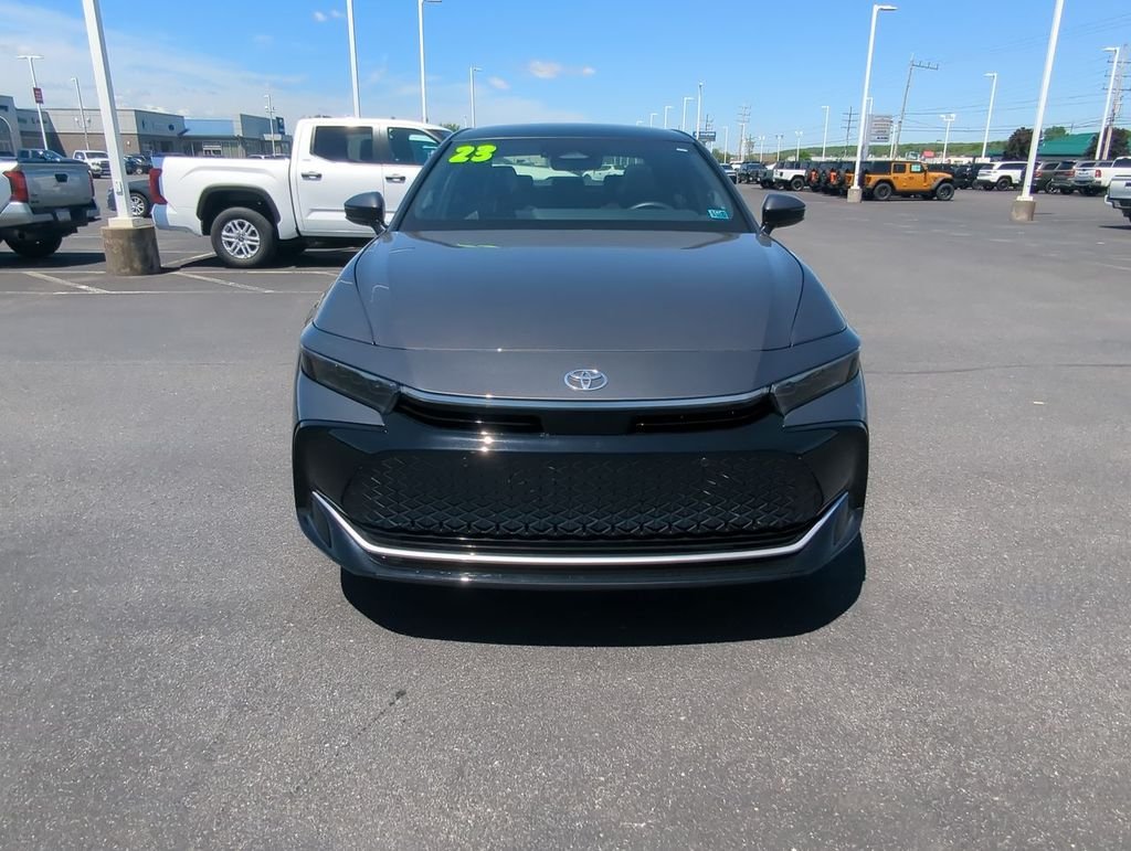 Used 2023 Gray Toyota XLE image 3