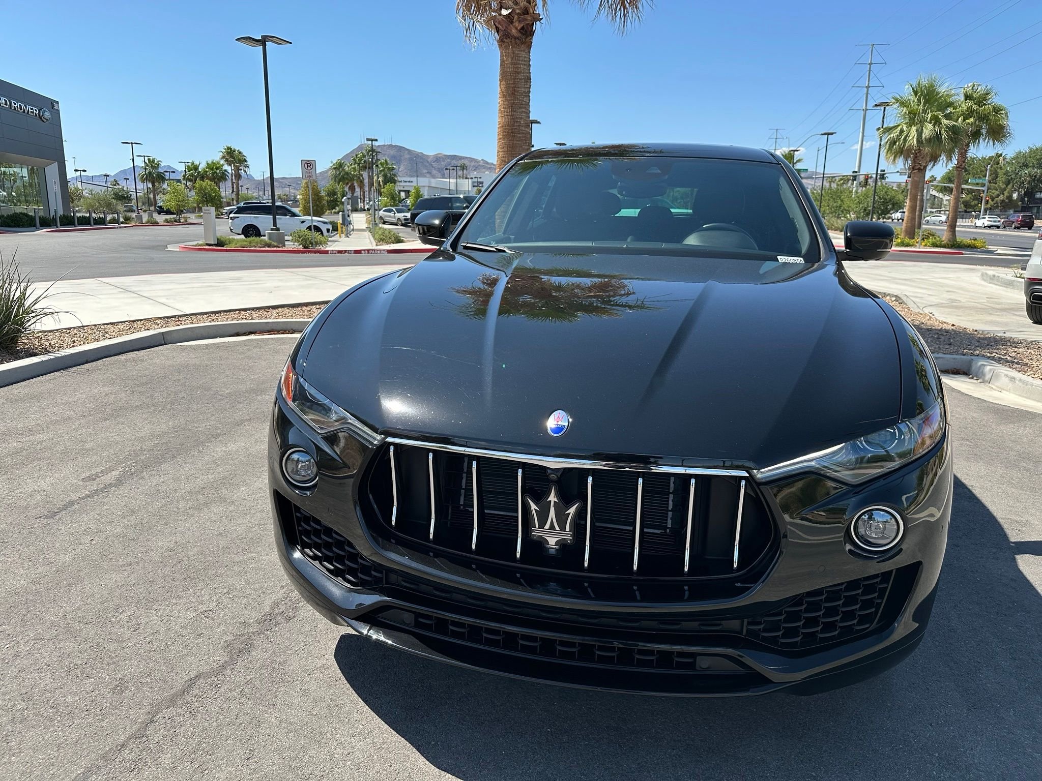 Used 2019 Nero Maserati Base image 9