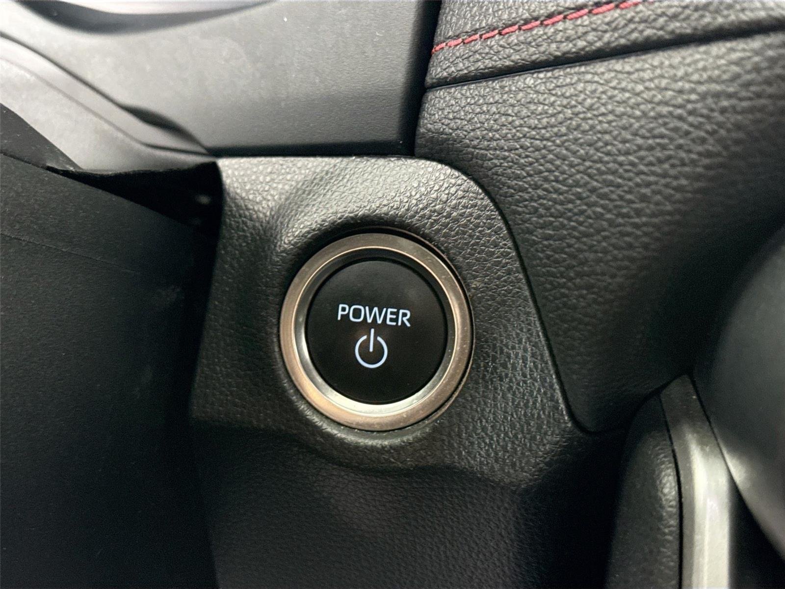 2025 Toyota RAV4 XSE - Photo 22