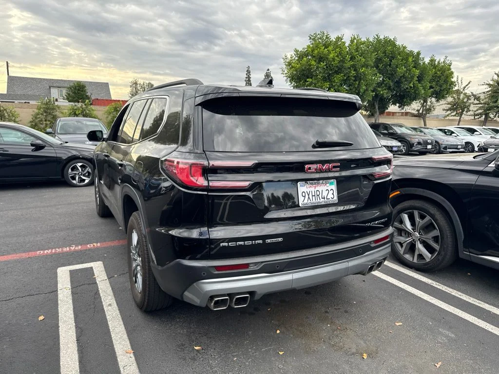 Used 2025 Black GMC Elevation image 2