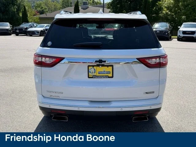 Used 2018 Beige Chevrolet Premier image 6