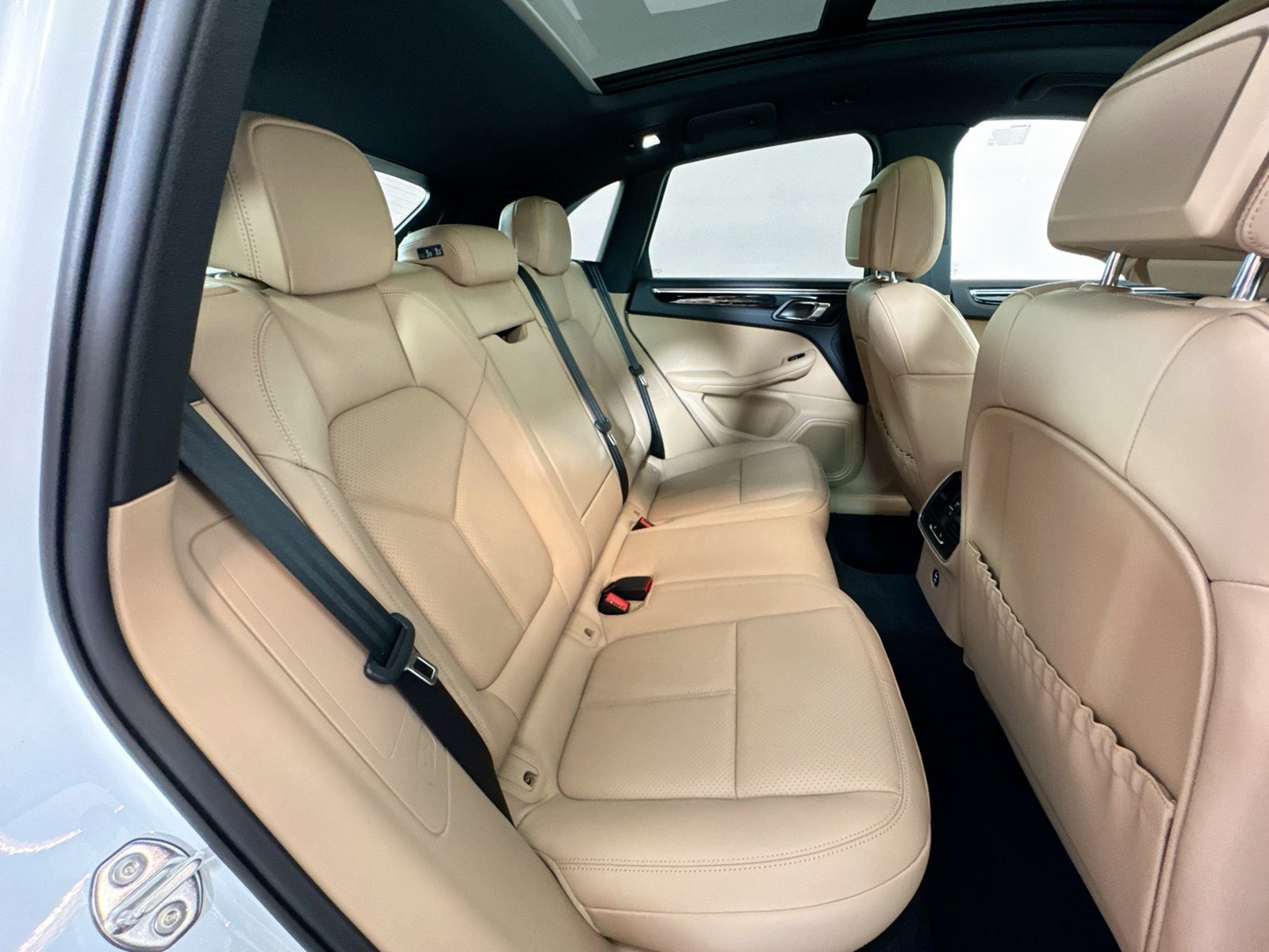 Used 2026 White Porsche  image 23