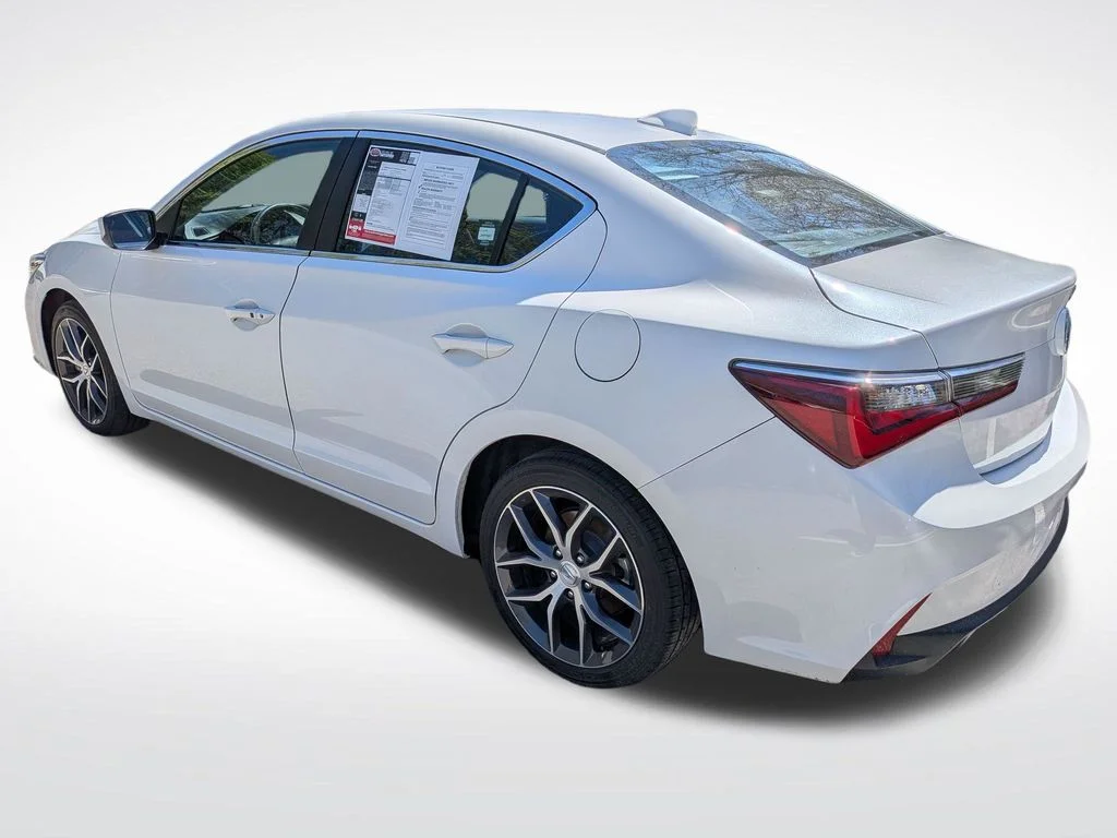 Used 2022  Acura Premium Package image 5