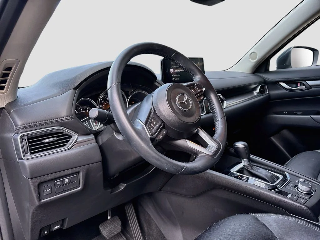 Used 2025 Quartz Metallic Mazda 2.5 S Preferred Package image 9