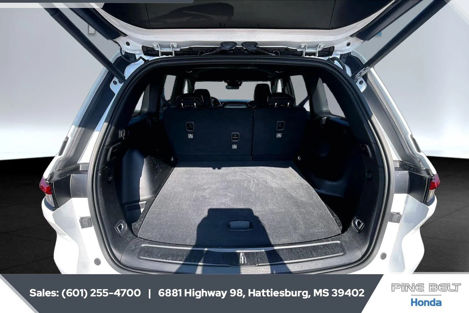 Used 2025 Bright White Clearcoat Jeep Altitude image 21