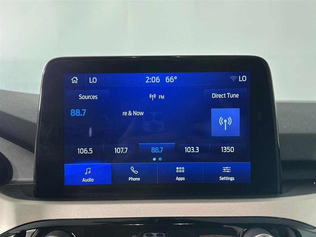 Used 2022 Atlas Blue Ford SE image 20