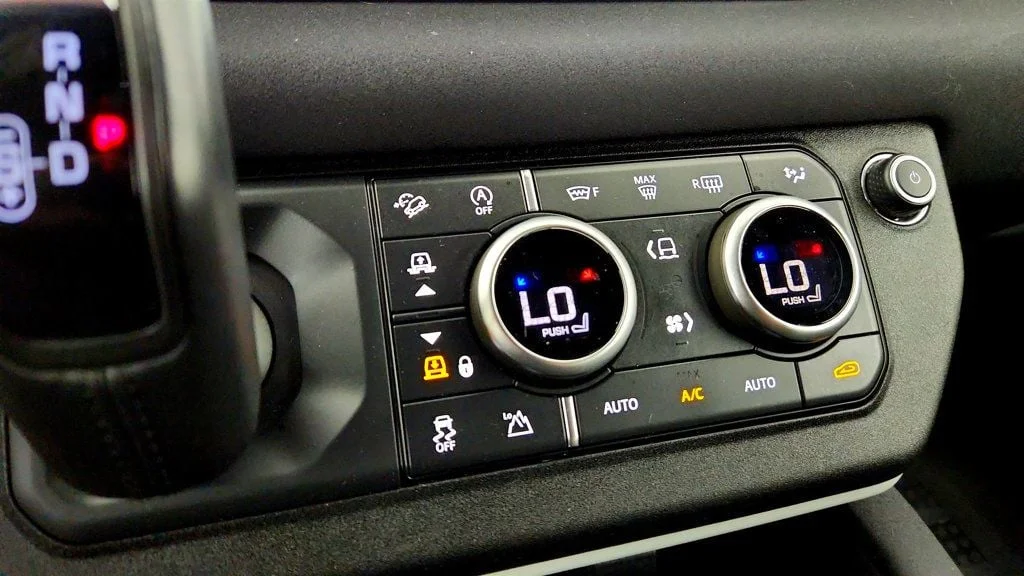 Used 2023 Santorini Black Metallic Land Rover 110 X-Dynamic SE AWD w/ Air Suspension & Cold Climate Pkgs + ACC image 19