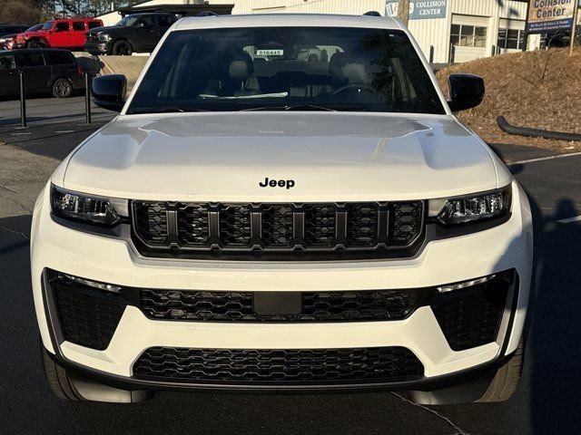 Used 2026 Bright White Clearcoat Jeep Limited image 22