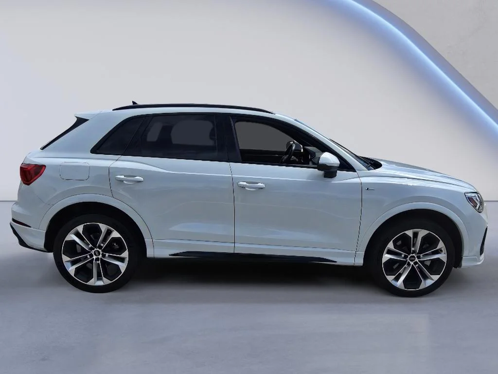 Used 2022 Glacier White Metallic Audi S line Premium Plus image 6