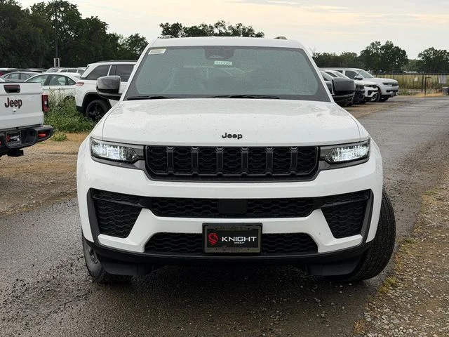 New 2026 Bright White Clearcoat Jeep Altitude image 3
