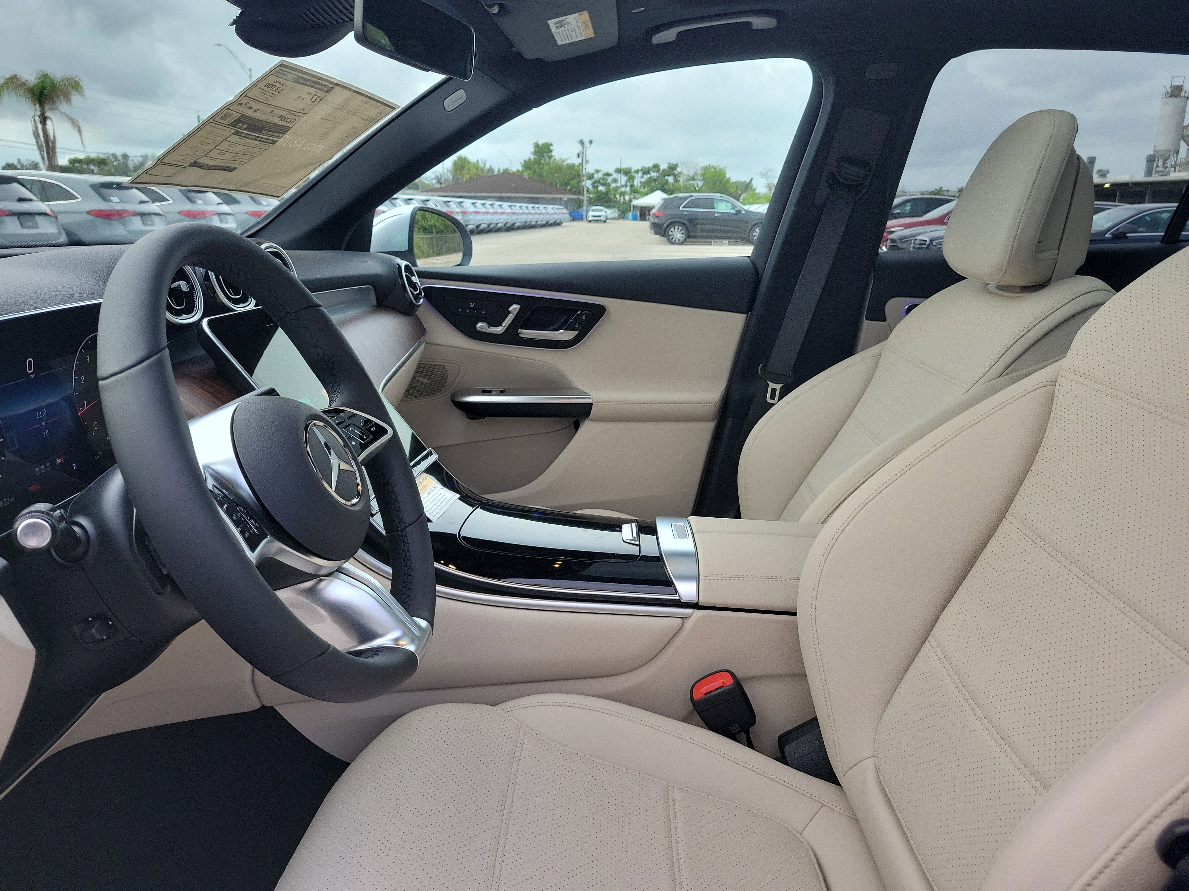 New 2026 Cirrus Silver Metallic Mercedes-Benz GLC 300 image 22