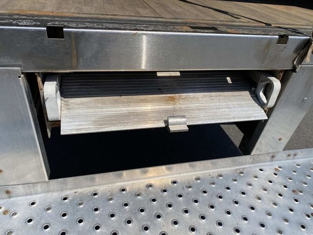 Used 2022 White Ram Tradesman image 9