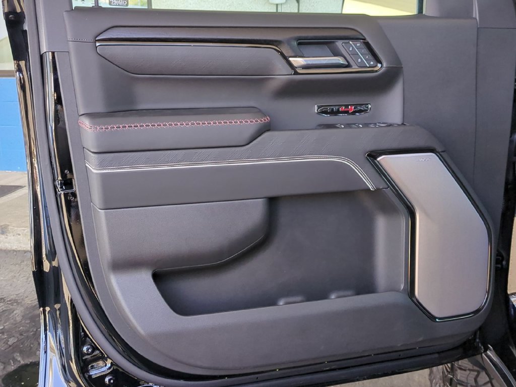 2026 GMC Sierra 1500 AT4X - Photo 22