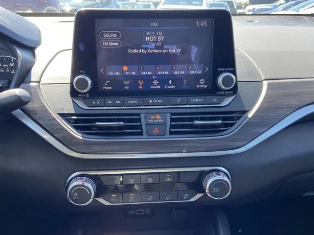 2025 Nissan Altima SV - Photo 19