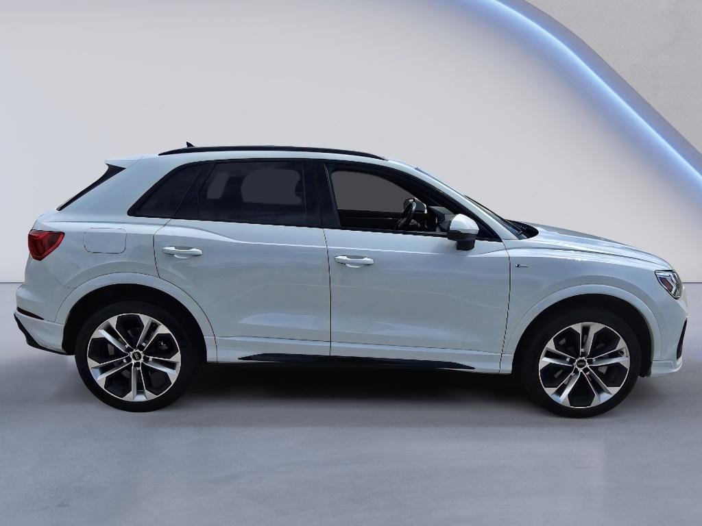 Used 2022 Glacier White Metallic Audi S line Premium Plus image 6