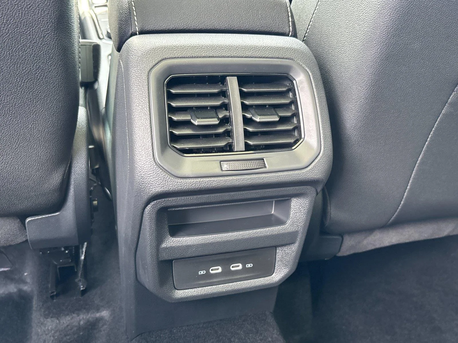 New 2026 Platinum Gray Metallic Volkswagen SEL image 34