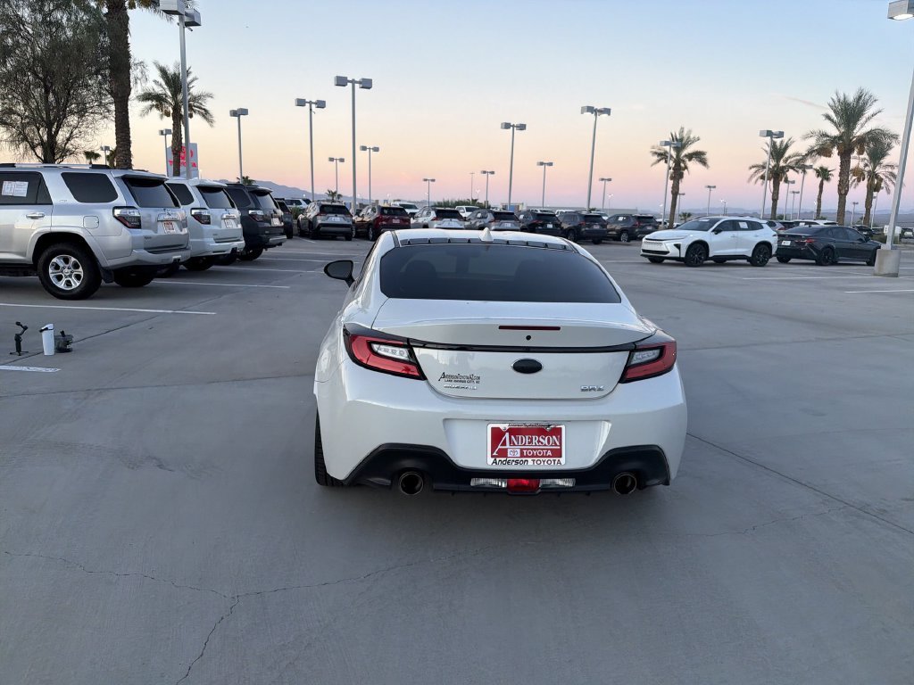 Used 2022 White Subaru Limited image 6