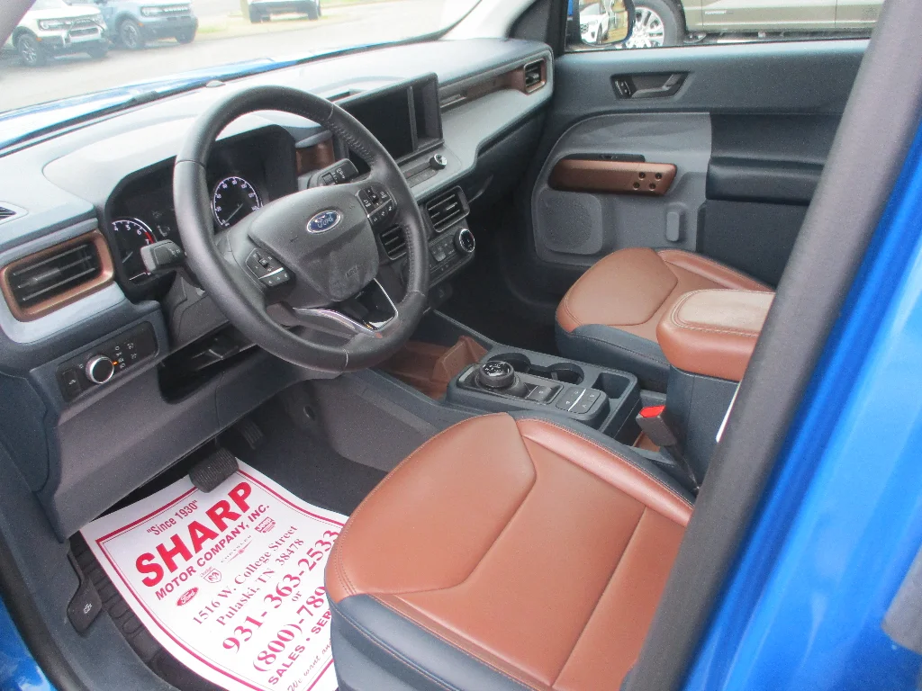 Used 2022 Velocity Blue Metallic Ford Lariat image 5