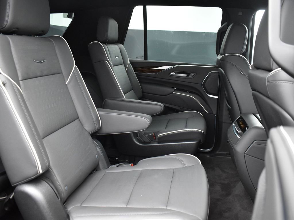 2023 CADILLAC ESCALADE - Image 35