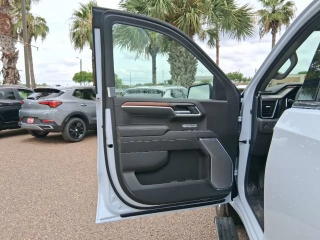 2026 GMC Sierra 1500 Denali - Photo 13