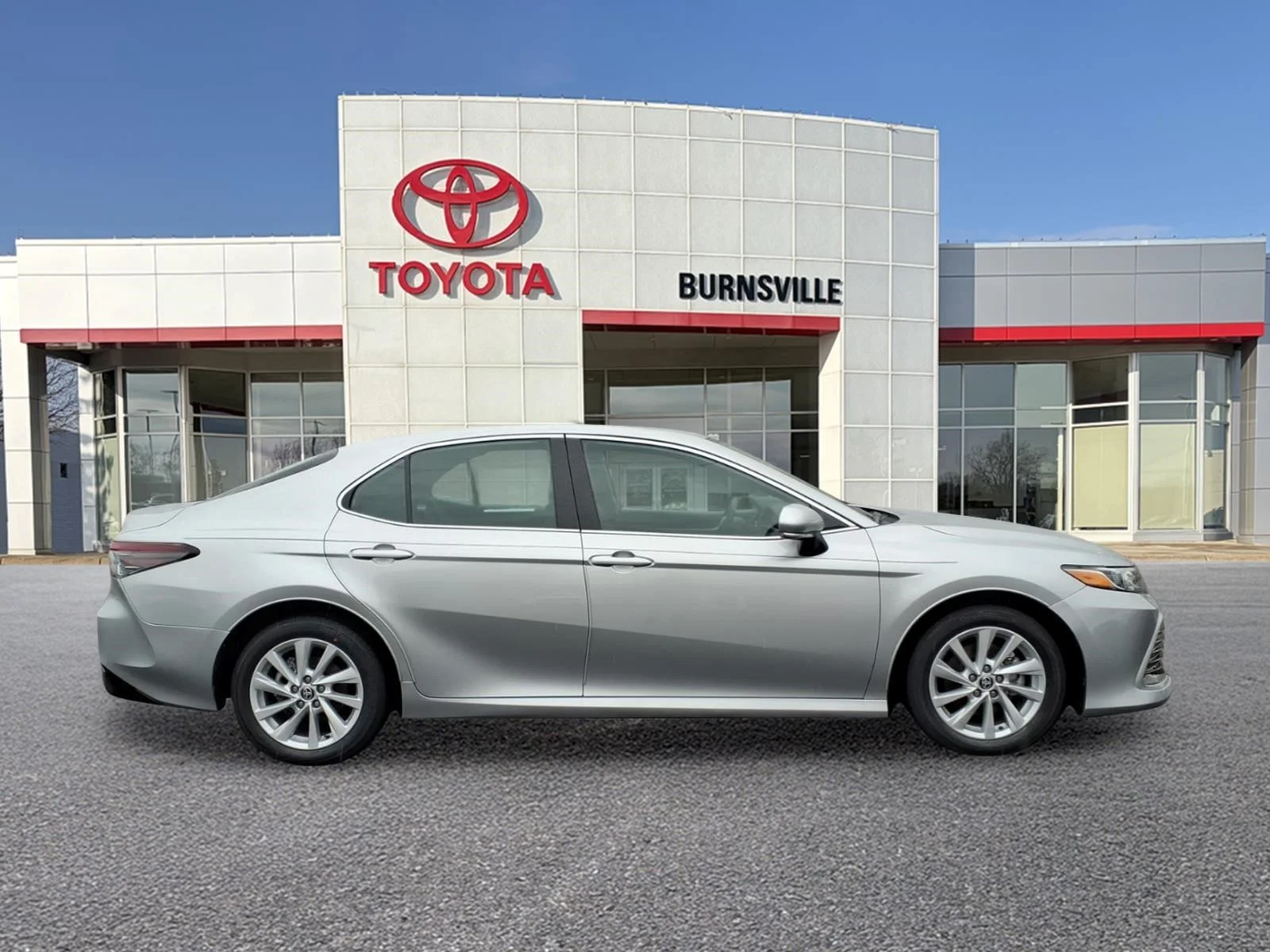 Used 2023 Toyota Camry LE with VIN 4T1C11BK6PU089358 for sale in Burnsville, Minnesota