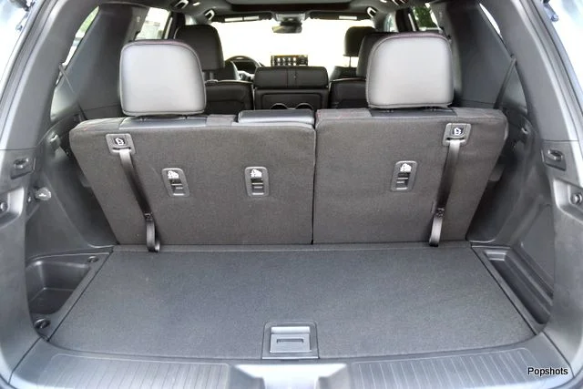 New 2026 Solar Silver Metallic Honda AWD Black Edition image 14