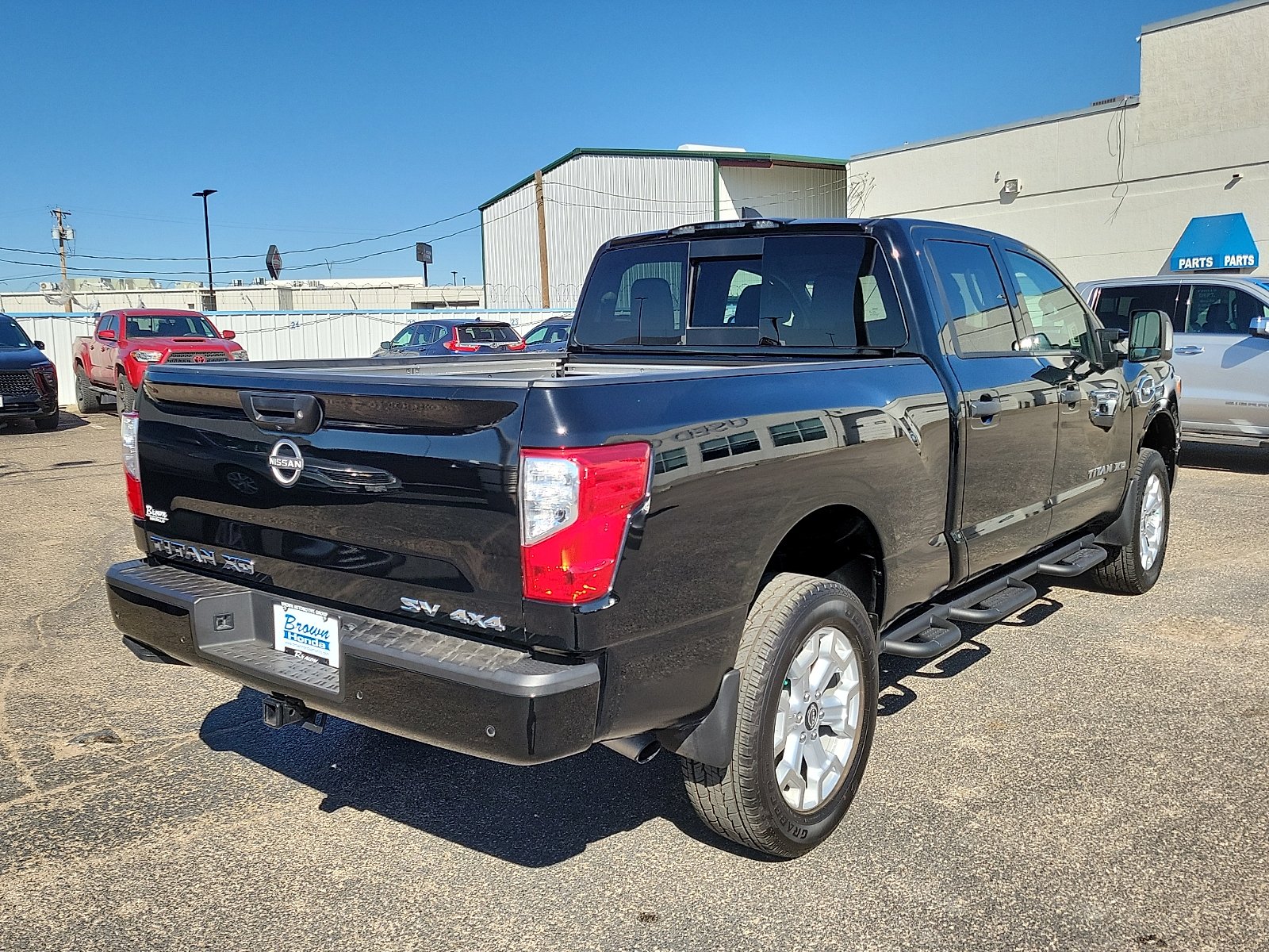 2024 Nissan Titan XD SV - Photo 11