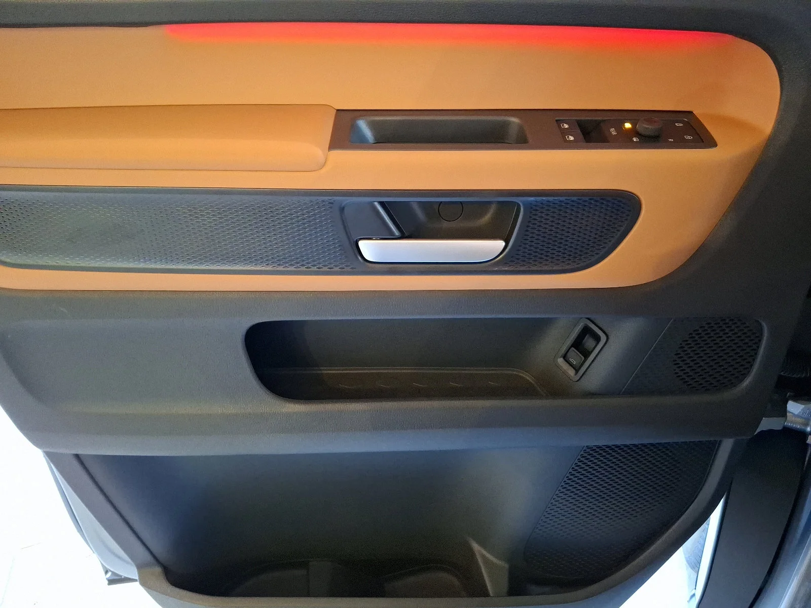 2025 Volkswagen ID. Buzz PRO S - Photo 9
