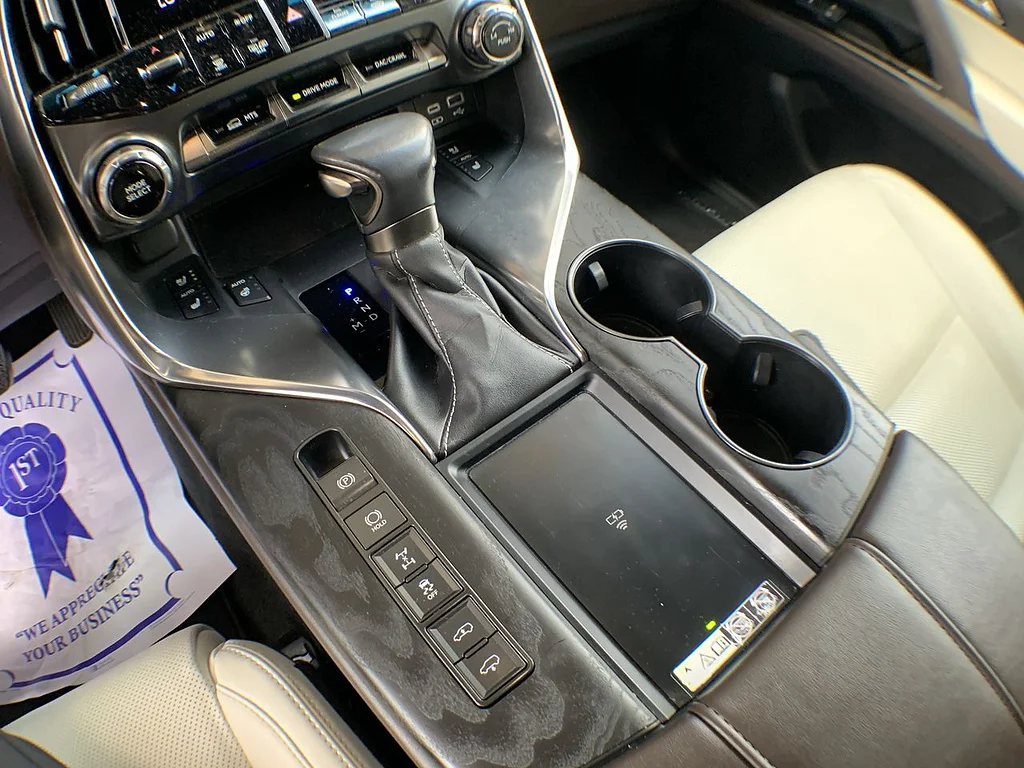 Used 2023 CAVIAR/PEPPER Lexus 600 Luxury image 20