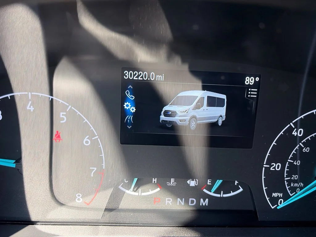 Used 2025 Oxford White Ford XLT image 19
