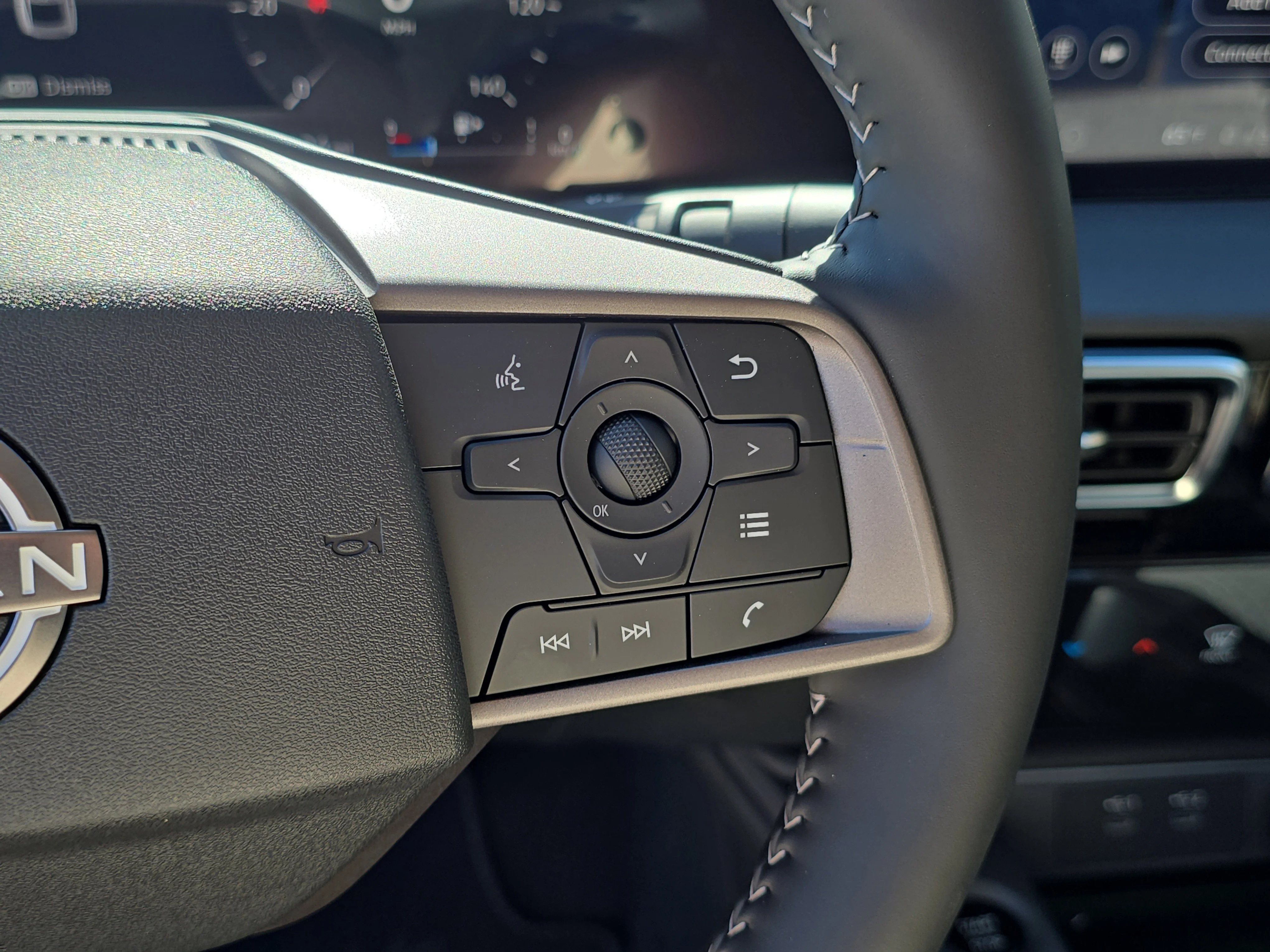 New 2026 Atlantic Gray Metallic Nissan SV image 29