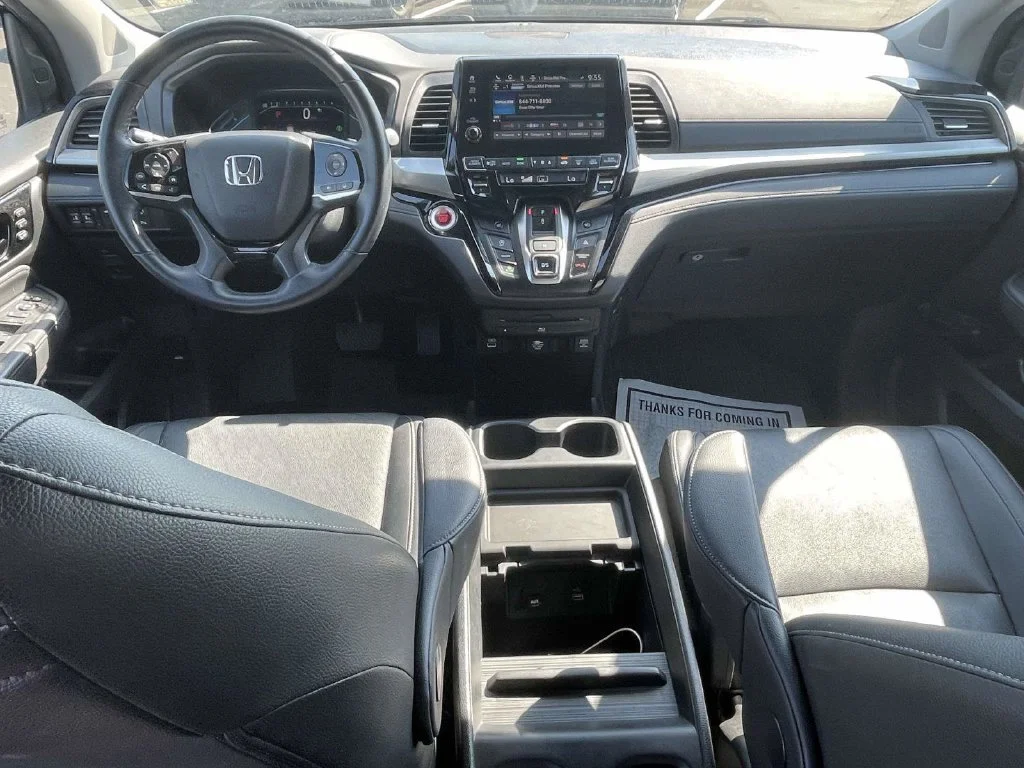 Certified Used 2022  Honda Touring image 11