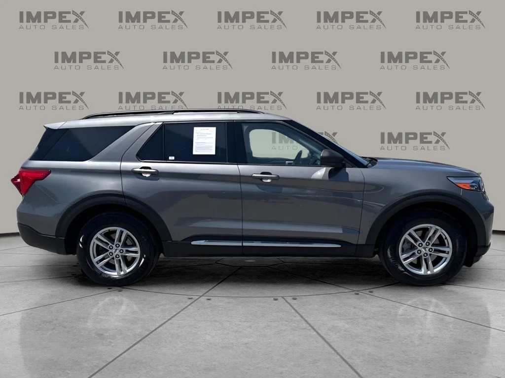 Used 2021 Gray Ford XLT image 6