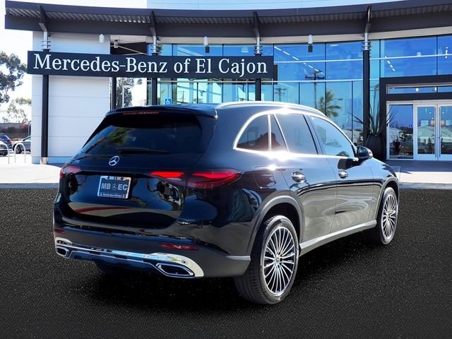 New 2027 Black Mercedes-Benz GLC 300 image 3