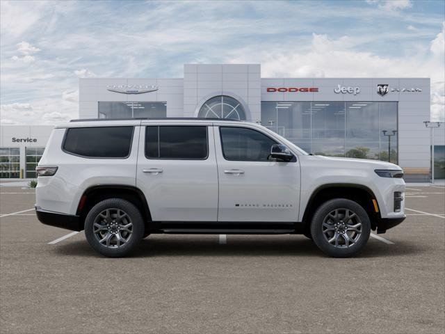 New 2026 Bright White Clear-Coat Exterior Paint Jeep Limited Altitude 4x4 image 21