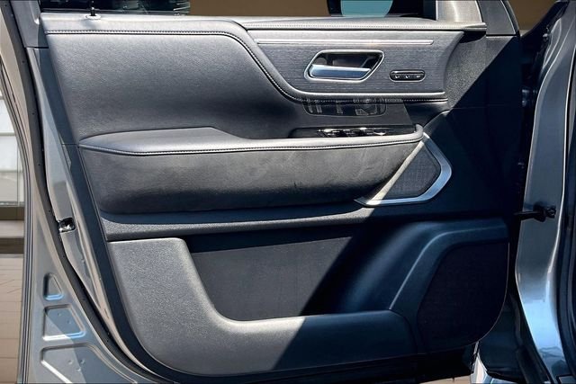 Used 2025 Silver INFINITI SENSORY image 22