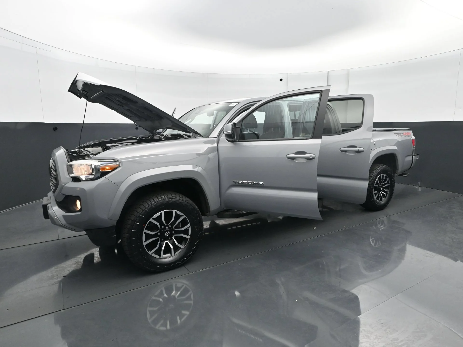 Used 2020 Cement Toyota TRD Sport image 31