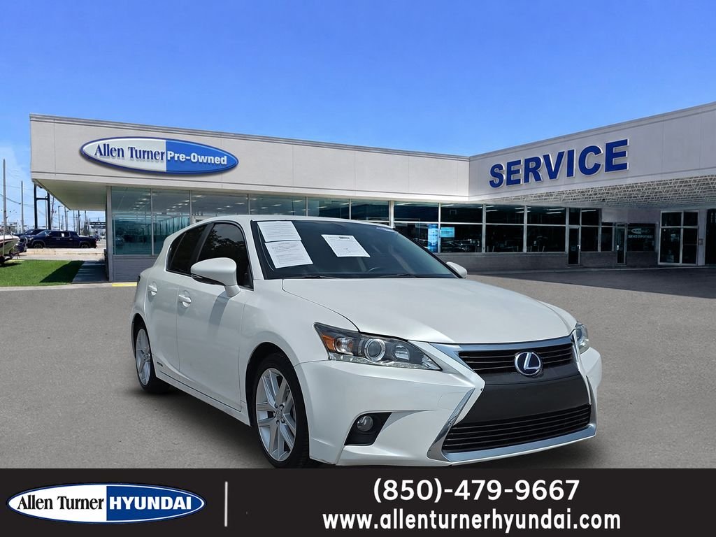 2016 Lexus CT 200h 200h's photo